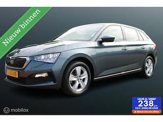 Skoda Scala 1.0 TSI Sport Business, Sportstoelen, Navi, App connect, Pdc + camera, Cruise, Clima, Sportstoelen, Digitale Display met Navi, Donker glas