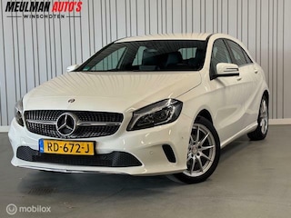 Mercedes-Benz A-klasse 180 d Business Solution AMG Upgrade Edition