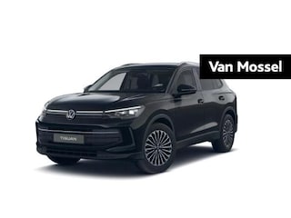 Volkswagen Tiguan 1.5 eTSI Life Edition 131 PK | Trekhaak | Stoelverwarming | Stuurwielverwarming | 18 Inch Velgen | Digitale Cockpit Pro | LED Plus Koplampen | Navigatie | Sfeerverlichting |