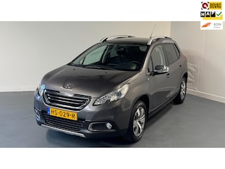 Peugeot 2008 1.2 PureTech Style | NL-AUTO | 1E EIGENAAR | DEALER OND.| TREKHAAK | PARKEERSENS. |