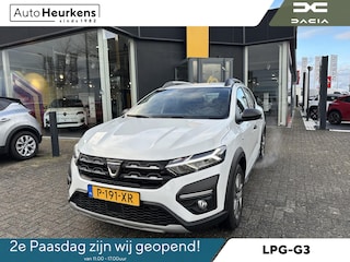 Dacia Sandero Stepway TCe 100 Bi-Fuel Essential | Trekhaak | NL auto | 1e eig | Dealeronderhouden |