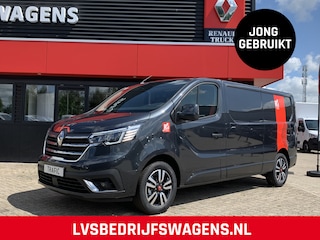 Renault Trafic Exclusive T30 2.0 dCi 150 PK L2H1 Demo Korting, 17inch velgen, Compleet laadruimte betimmering, Trekhaak, Apple Carplay