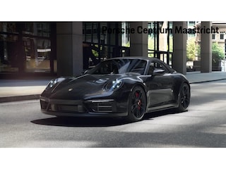 Porsche 911 Carrera 4 GTS Cabriolet