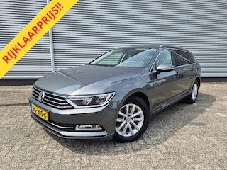 Volkswagen Passat Variant 1.4 TSI Comfortline Business ,airco,adap cruise,trekhaak,navigatie,app conect,stoelverwarming,parkeer,