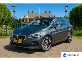 BMW 2-serie Tourer 225xe High Executive | M-SPORT | HALF LEDER | DODE HOEK | LANE ASSIST | STOELVERWARMING | CLIMA | NAVI | PRACHTIGE STAAT!