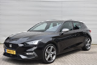 Seat Leon 1.5 TSI FR BUSINESS / 150 PK / DIGITAAL DASHBOARD / APPLE CARPLAY