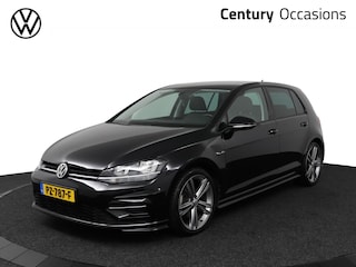 Volkswagen Golf 1.5 TSi 150 pk Highline | R Line | Virtual Cockpit | Clima | Stoelverwarming | Achteruitrijcamera