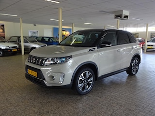 Suzuki Vitara 1.0 Boosterjet Stijl Panoramadak, Trekhaak