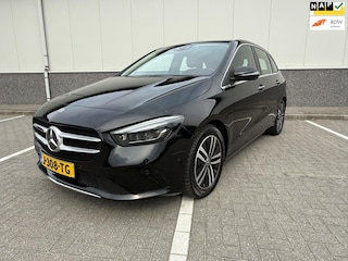 Mercedes-Benz B-klasse 180 Business Solution Luxury automaat trekhaak vol optie's