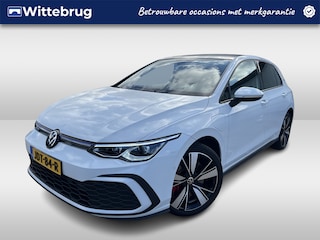 Volkswagen Golf 1.4 eHybrid 245pk DSG GTE / Panoramadak / 18'' LMV / Trekhaak Elek. / Navi / Camera / Keyless / Alarm / Stuur en Stoelverwarming V+A / Standkachel