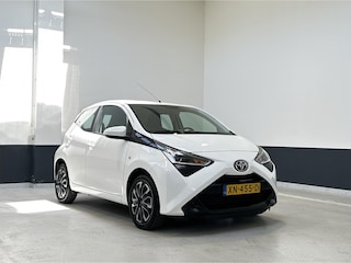 Toyota Aygo 1.0 VVT-i x-play | NL | 1Eig | Camera | Airco | 5- DRS | LED |