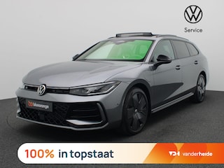 Volkswagen Passat Variant 1.5 eHybrid R-Line Edition 272PK DSG Matrix led, trekhaak, adaptive cruise, side assist, schuif-kanteldak, keyless, elek. bedienbare achterklep, stoelverwarming voor & achter, stuurwielverwarming, 19" lichtmetaal