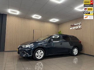 Toyota Auris 1.8 Hybrid Comfort * Cruise control / Airco-ecc / LM Velgen / NL Auto *