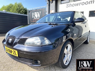 Seat Ibiza 1.4-16V Sport met airco en nieuwe apk!