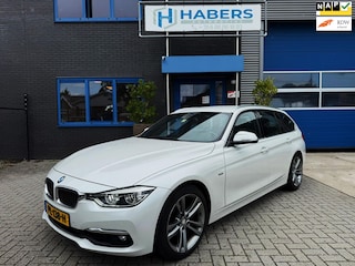 BMW 3-serie Touring 318i High Executive 136PK| Origineel NL|Proff Navi|Face Lift|AUT|Leder|Full LED|Isofix|StoelVW|Cruise Control