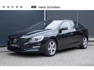 Volvo S60 T2 Automaat Polar+ Dynamic | Schuif-Kantel Dak | Stoelverwarming | Parkeercamera | Verwarmbare voorruit | Full map navigatie | Sportstoelen met lederen bekleding |