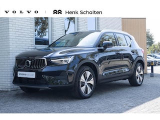Volvo XC40 T4 Recharge Plus Bright | Adaptive Cruise & Pilot Assist | Schuif-/kanteldak | Premium Harman/Kardon Audio | Power Seats incl. Memory | Leder/Nubuck Bekleding | Stoel & Stuurverwarming | Semi Elektr. Trekhaak |