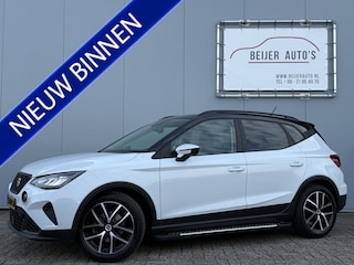 Seat Arona 1.0 TSI Style Business Intense Carplay/Trekhaak/17inch.
