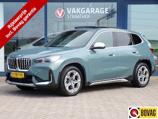 BMW iX1 xDrive30 67 kWh xLine, SOH 98% / Leder / Elektr. Schuifdak / Full LED / Camera + Sensoren / Carplay + Android Auto / 18' LMV