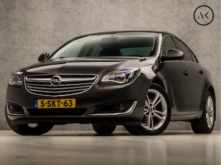 Opel Insignia 1.4 T EcoFLEX Business+ 141Pk (NAVIGATIE, CLIMATE, STUUR/STOELVERWARMING, CRUISE, SPORTSTOELEN, XENON, PARKEERSENSOREN, GETINT GLAS, NIEUW APK, NIEUWSTAAT)