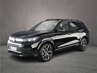 Volkswagen Tiguan R-Line Edition 1.5 TSI eHybrid 204pk DSG Automaat Trekhaak, 360 camera, Panoramadak, Elektrische achterklep, Achteruitrijcamera, Adaptive cruise control