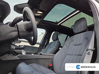 Volvo XC90 T8 Ultra Dark | Navy Herringbone Weave textiel bekleding | Pano | HarmanKardon | 22" | BLIS |