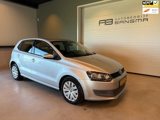 Volkswagen Polo 1.2i 5-DEURS EASYLINE-uitv/AIRCO/TREKHAAK/ISOFIX/AUX+USB/nweAPK+O.H.bij aflevering/89.257 km NAP/origineel NL-auto