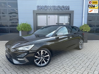 Seat Leon 1.5 eTSI FR Automaat|Sfeerverlichting|Virtual cockpit|Camera|18 inch velgen