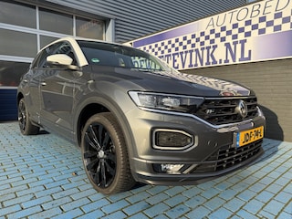 Volkswagen T-Roc 1.5 ADAP CRUISE STOELVERW. TREKHAAK P-CAM APPLE