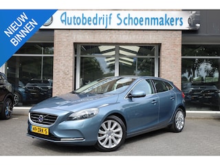 Volvo V40 1.6 T3 Summum CAMERA LEER TREKHAAK STOELVERWARMING CRUISE 17"LMV PDC CLIMA CRUISE NAP ZEER-NETJES!!