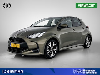 Toyota Yaris 1.5 Hybrid 115 First Edition | 1e Eigenaar | BTW'er | Navigatie | Dealer Onderhouden |