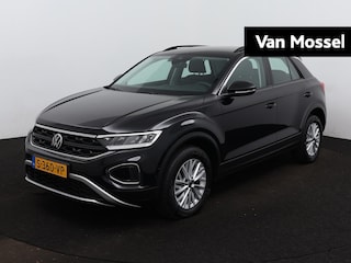 Volkswagen T-Roc 1.5 TSI Life 150 PK | EM | Navigatie | Airco | Parkeersensoren | Adaptive Cruise Control | Apple Carplay | Android Auto | Lichtmetalen velgen | LED |