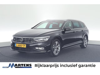 Volkswagen Passat Variant 1.5 TSI 150pk DSG R-Line Business + Trekhaak Camera Leder Keyless Led Stoelverwarming Virtual Cockpit