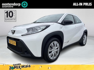 Toyota Aygo 1.0 VVT-i MT Play | All-in prijs | Apple/Android | Camera | Airco |