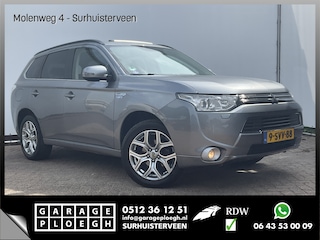 Mitsubishi Outlander 2.0 PHEV Instyle Pano Trekhaak Leder Keyless Stoelverw Vol opties!