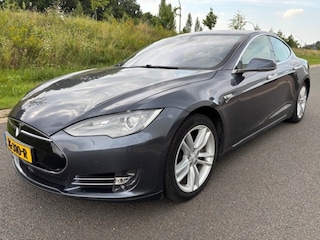 Tesla Model S 90D Base