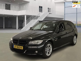 BMW 3-serie Touring 320i High Executive/bj2010/pano/aut/navi/leder/stoelverw/trekhaak/psensor