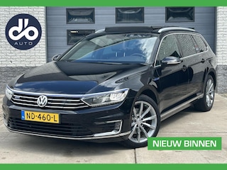 Volkswagen Passat Variant 1.4 TSI GTE Highline PANO DAK I DIGI DASHB. NAVI + CAMERA I TREKHAAK