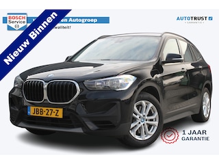 BMW X1 xDrive25e Executive | Incl. 12 maanden garantie | Cruise control | Voorstoelen verwarmd | Climate control | Parkeersensoren voor/achter | DAB | Lichtmetalen velgen | Airco | Bluetooth | Navigatie | Achteruitrijcamera