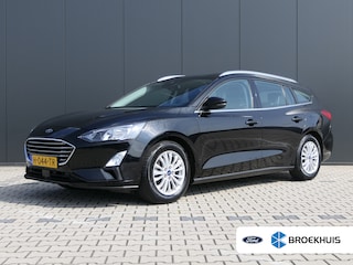 Ford Focus Wagon 1.0 EcoBoost Titanium | AGR Stoelen | Trekhaak | Winterpack | Keyless | Lichtmetalen Velgen