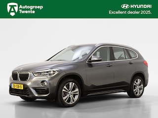 BMW X1 sDrive20i Sport Line | Trekhaak | 4cyl