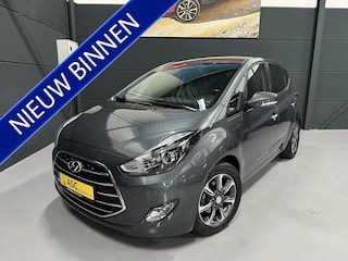 Hyundai ix20 1.6i Premium Automaat - Navigatie - Camera - Slechts 26.000 km !! - 1e Eigenaar