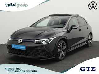 Volkswagen Golf 1.4 eHybrid 245 pk DSG GTE | Panoramadak | Stoelverwarming | Adaptive Cruise | Navigatie | Parkeersensoren voor/achter