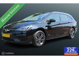 Opel Astra Sports Tourer 1.2 Design & Tech 130 PK, Trekhaak, Pdc voor + achter + camera, Cruise, Clima, App connect