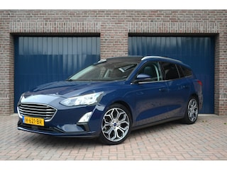 Ford Focus Wagon 1.0 EcoBoost Titanium Business | Panoramadak | Trekhaak | Leder | Keyless