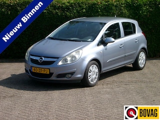 Opel Corsa 1.2-16V Enjoy 5drs Airco, NL auto met NAP elektrische ramen, all season banden