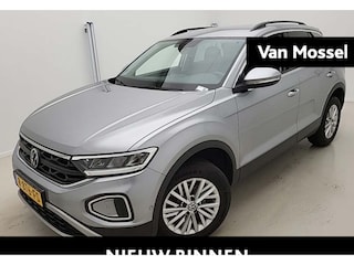Volkswagen T-Roc 1.0 TSI Life | 115 PK | Airco | Digital Cockpit | All Season Banden | Navi by Shop | Park Assist
