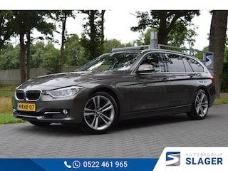 BMW 3-serie Touring 320i Executive - Trekhaak elek.|Camera|Pano|Navi