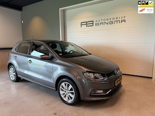 Volkswagen Polo 1.2 TSI 5-DEURS COMFORTLINE BUSINESS R-uitv/AIRCO/AUX+USB/LM-VELGEN/NAVIGATIE/ISOFIX/CRUISE CONTROL/97.529 km NAP