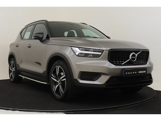 Volvo XC40 T2 AUT. R-DESIGN -ADAP.CRUISE|CAMERA|19"|VERW.VOORRUIT|INDUC.CHARGE